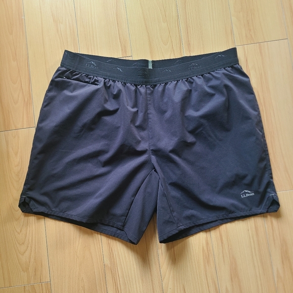 L.L. Bean Black Multisport Training Shorts - Picture 1 of 6